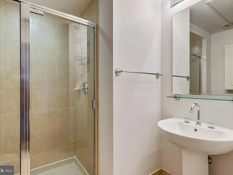 1440 Church St NW #305 — Photo 11