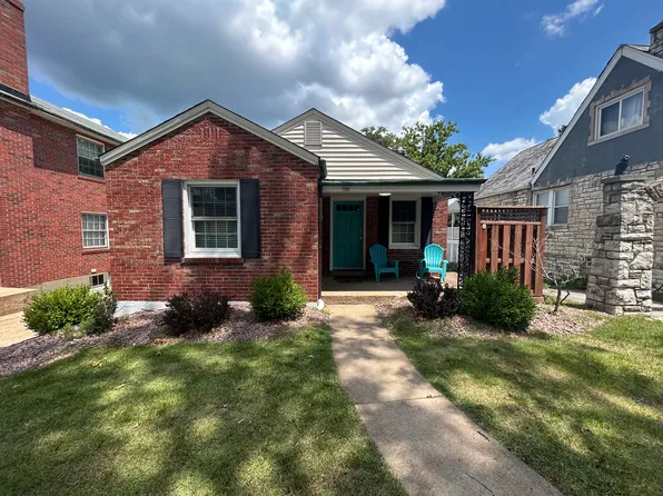 7521 Hoover Ave, Saint Louis, MO 63117