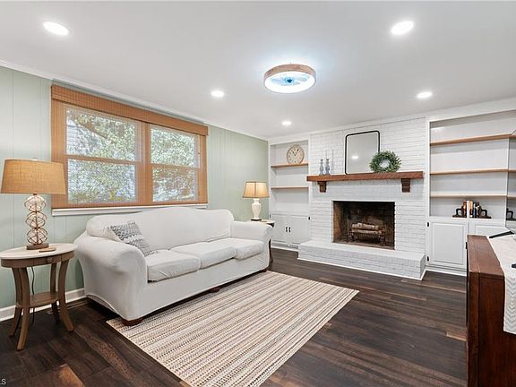 5th image of 2515 Overbrook Dr