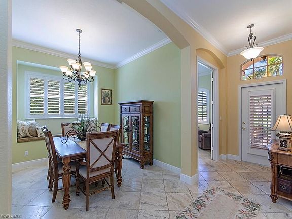 5th image of 6070 Highwood Park Ln