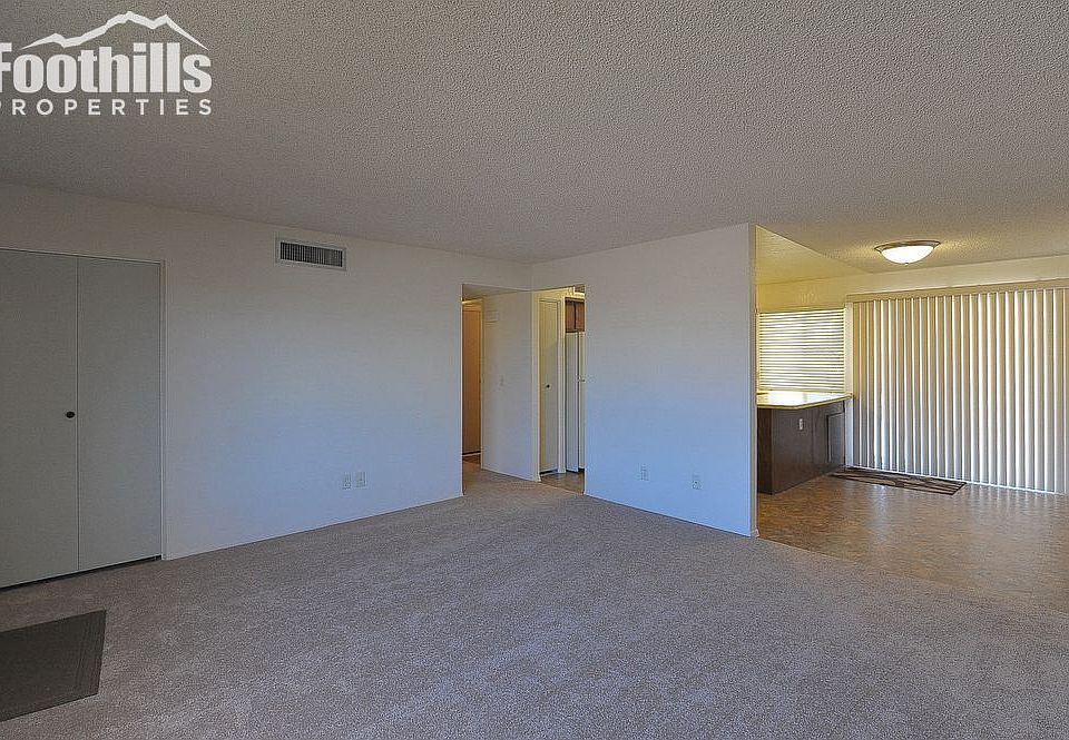 1st image of 843 W Placita Mesa Fria