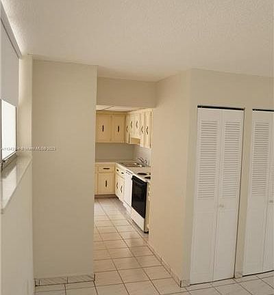 3rd image of 1750 James Ave APT 7K