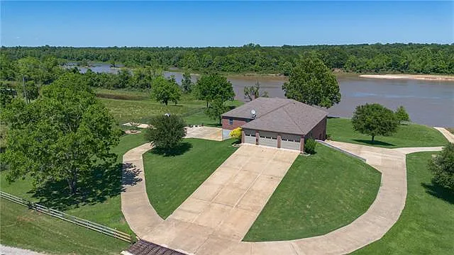 2000 Industrial Park Site Rd — Photo 58