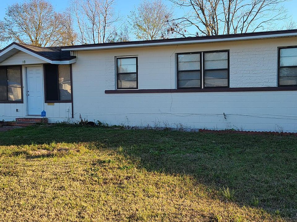 1st image of 86 Madison Dr