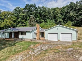 3265 Yorkview Rd SW, New philadelphia, OH 44663