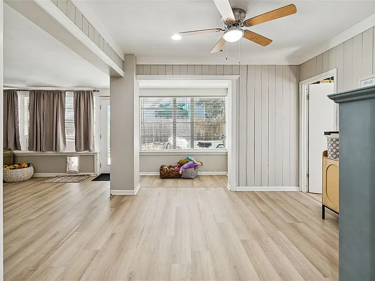 2302 S Arrawana Ave — Photo 29