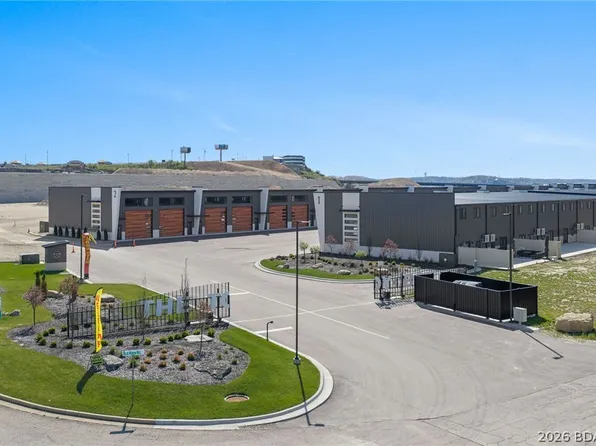 100 Blue Heron Hl #217, Lake Ozark, MO 65049