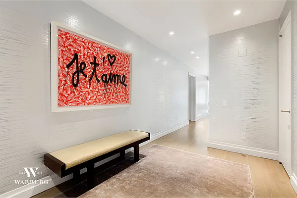 Rented by Warburg | media 10