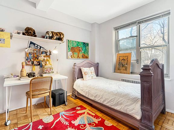 4th image of 500 Grand St #C2h