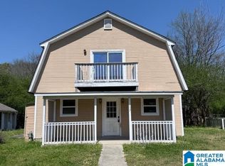 932 9th St, Pleasant Grove, AL 35127