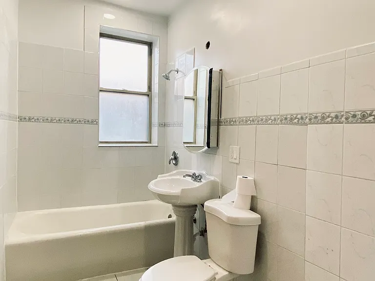 3429 W Hirsch St #2E — Photo 13