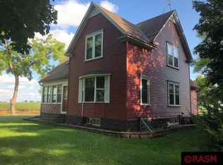 32247 480th St, Kasota, MN 56050