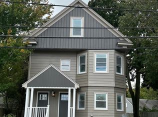 208 Pontiac Ave FLOOR 2, Cranston, RI 02910