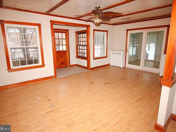 5th image of 514 Hartford Rd