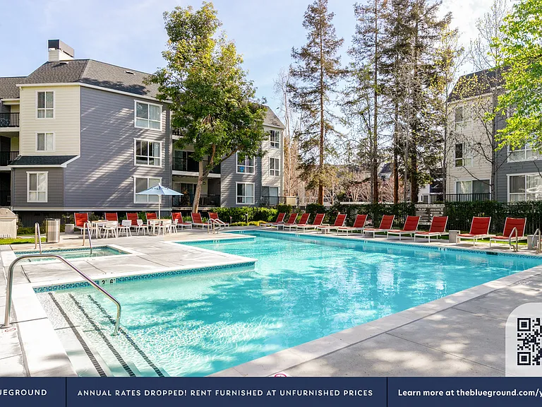 Building's Swimming pool