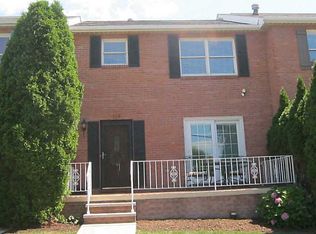 310 Harding St, Lower Burrell, PA 15068