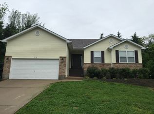 316 Easy St, De Soto, MO 63020