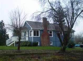 910 Emerald St, Milton, WA 98354