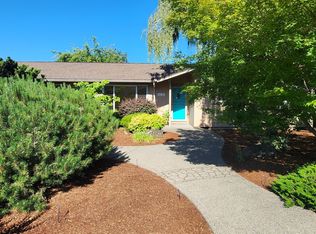 432 NE Sovereign Ave, Grants Pass, OR 97526