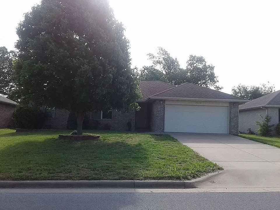 MAINTENANCE FREE - ALL BRICK