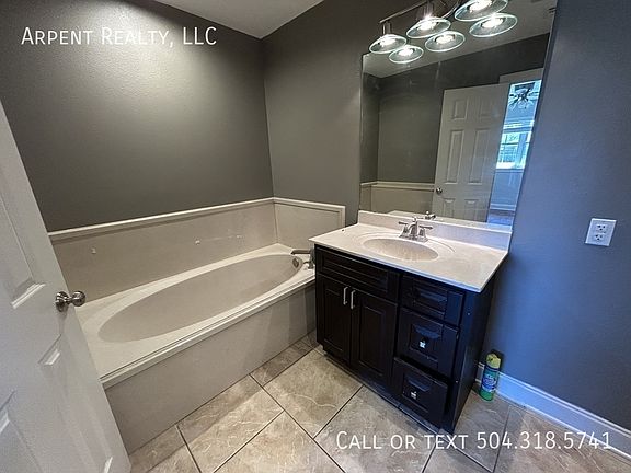 5th image of 3108 Tournefort St #3110