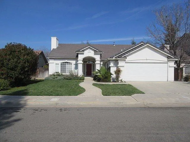 2204 E Brandywine Ln photo 1