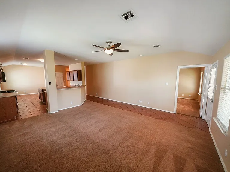 320 Longhorn Way — Photo 10