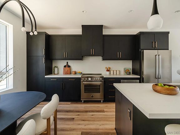 2nd image of 3868 N Riley Ln