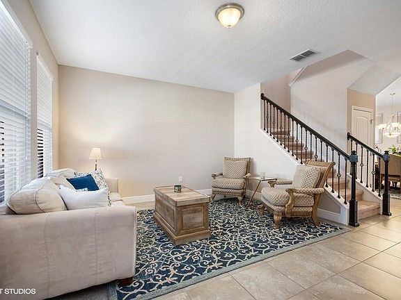 2nd image of 1541 Caterpillar St