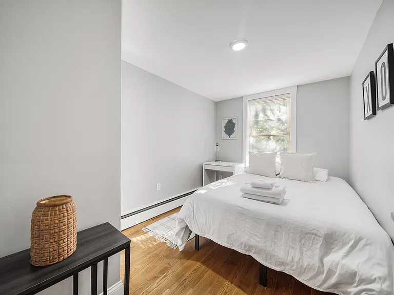 16 Mitchell St #2 — Photo 14