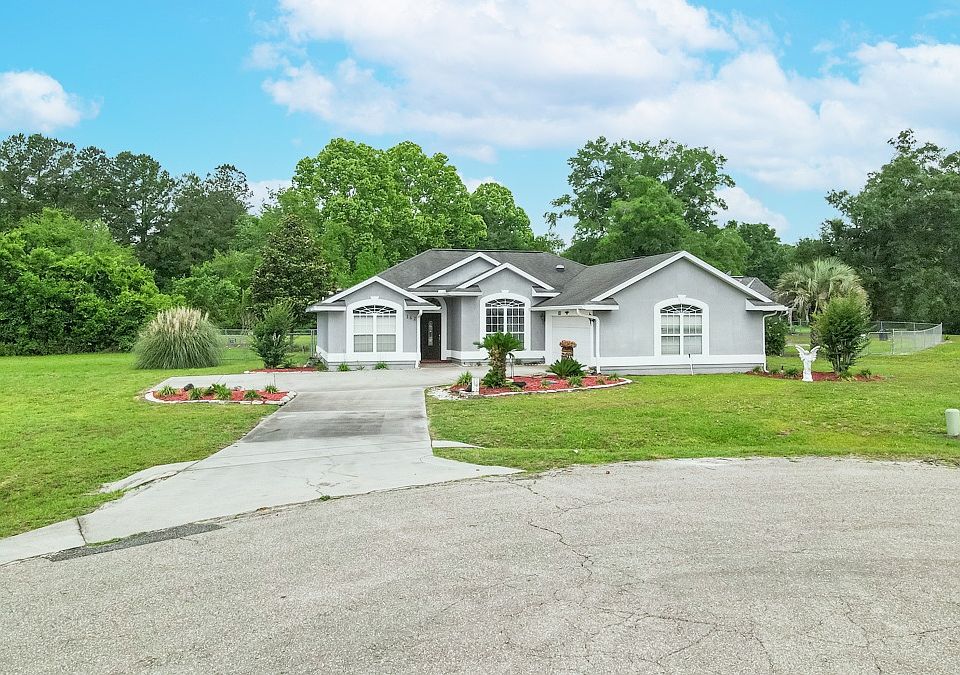 1st image of 162 SW Hancock Ct