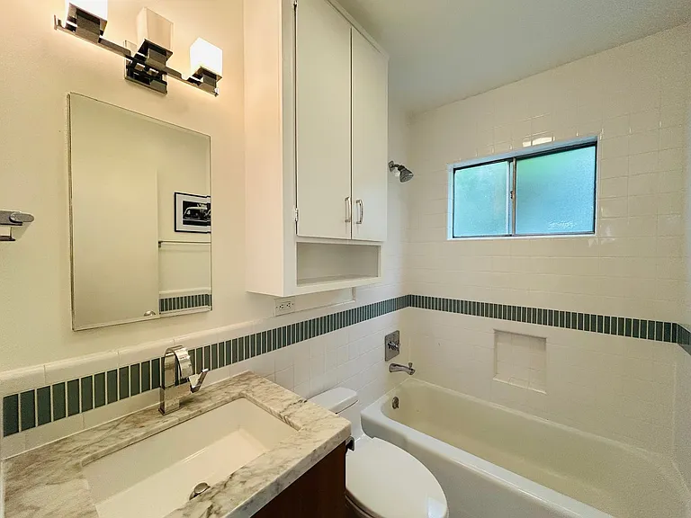 4137 Lafayette Pl — Photo 7
