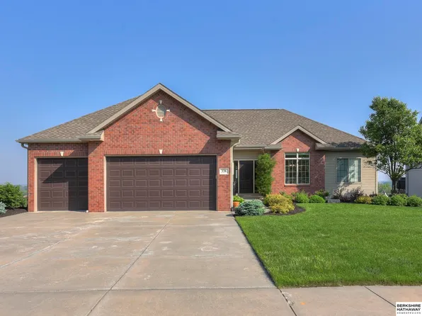 536 Iron Horse Dr, Ashland, NE 68003