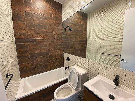 4th image of 646 Lorimer St #3B