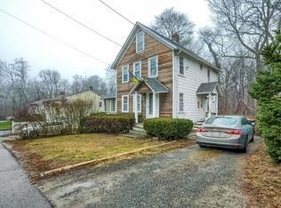 135 Hillcrest Ave, Brockton, MA 02301