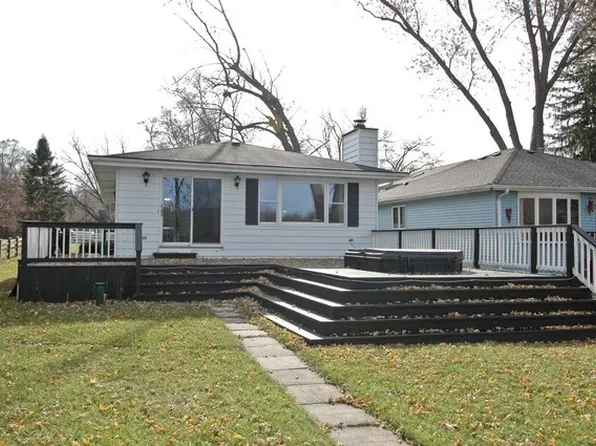 3202 E Bend Dr, Algonquin, IL 60102