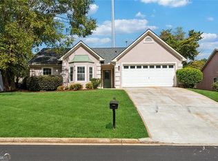 1425 Wheatfield Dr, Lawrenceville, GA 30043