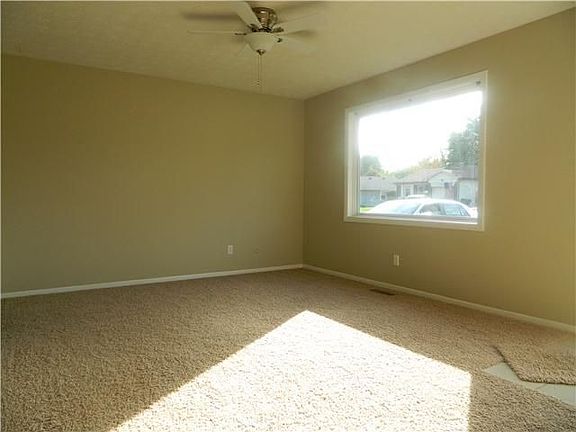 4th image of 5203 Bahia Dr