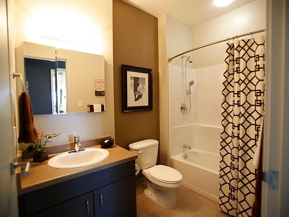 5th image of 680 Ala Moana Blvd APT 203