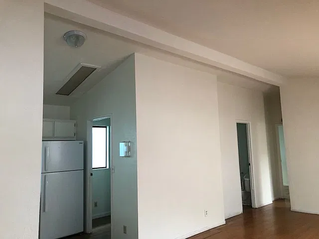 3 bed, 1000 sqft, $3,500 — Photo 4