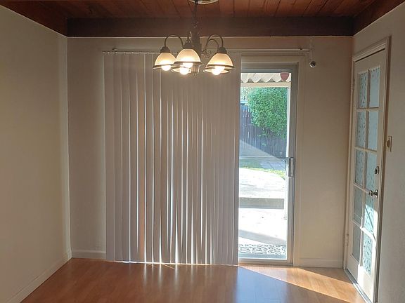 2nd image of 1722 W Polk Way