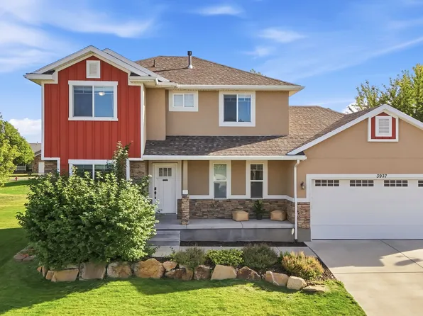 3937 W Dune Buggy Dr, South Jordan, UT 84009