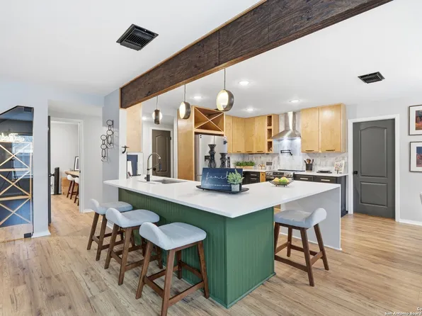 21942 Pelican Creek, San Antonio, TX 78258