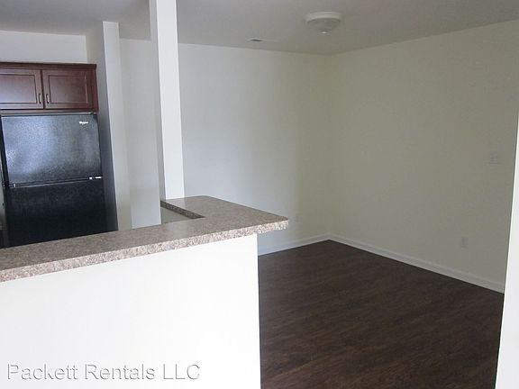 4th image of 37 Town Center Way APT 6