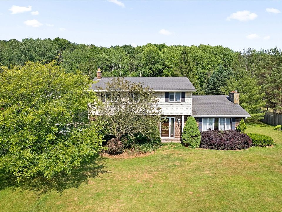 1st image of 1382 Reynolds Cir