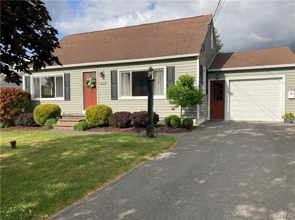 117 Skyview Ter, Syracuse, NY 13219