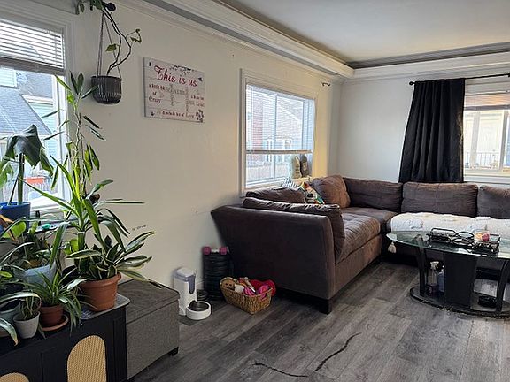 4th image of 114 Frank Ct Unit Pvt