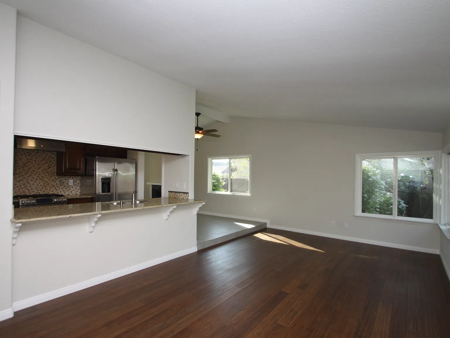 3 bed, 1479 sqft, $4,000 — Photo 4