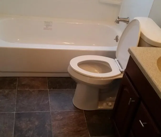 2502 Carlton Ct — Photo 3