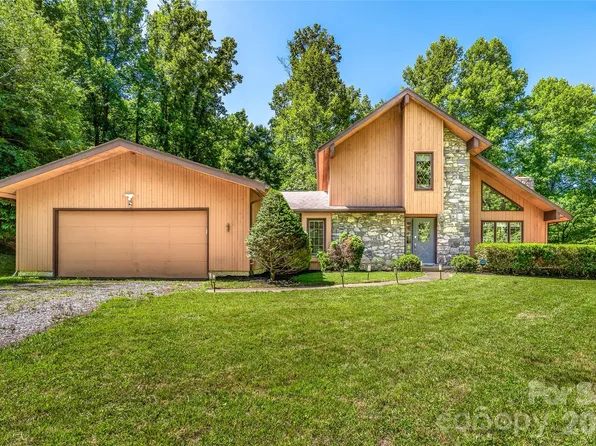340 Sugar Hollow Rd, Fairview, NC 28730